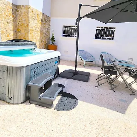 Casinha Do Norte - Ferienhaus Nazaré